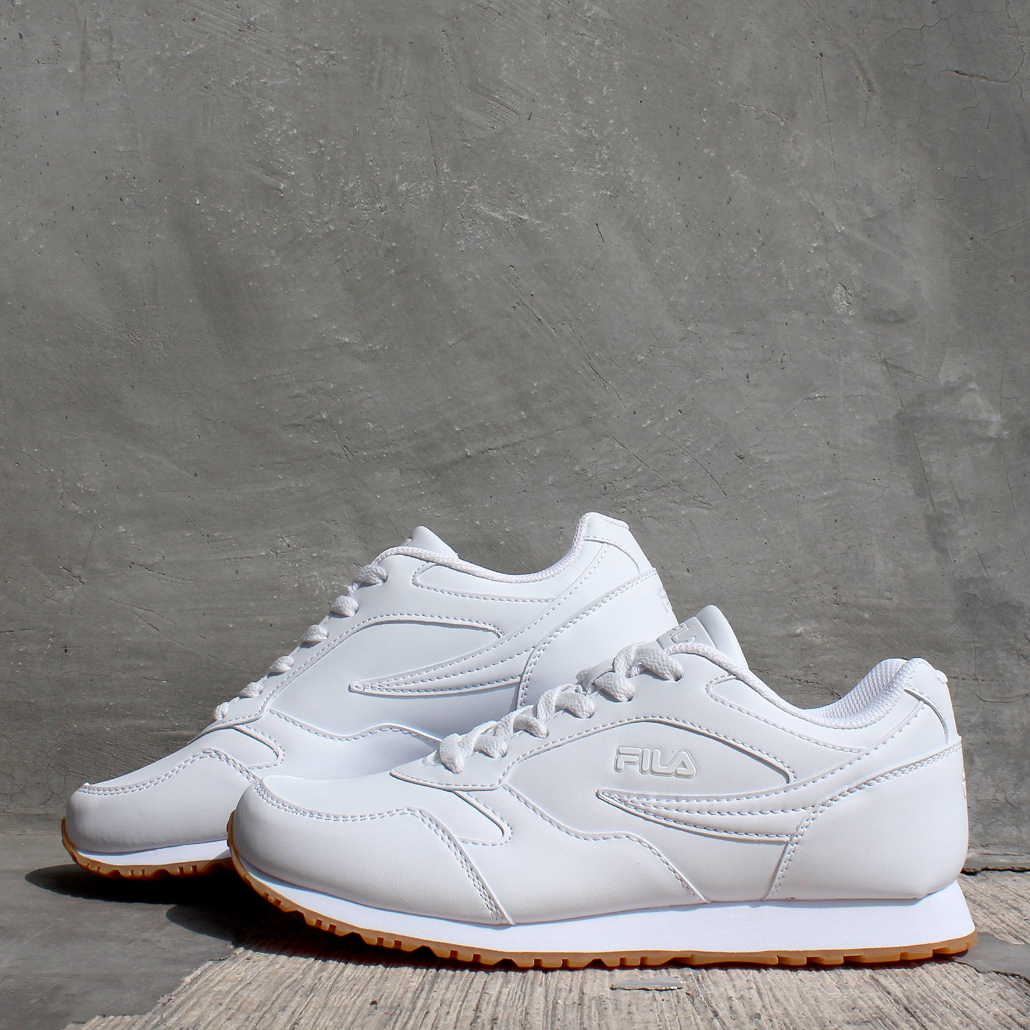 Tenis sales fila classico