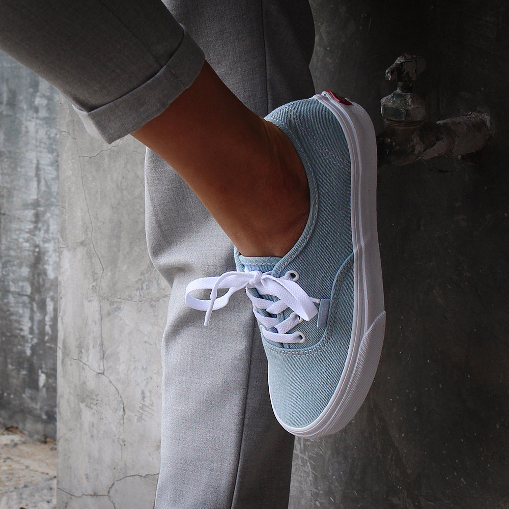 Tenis Vans Authentic - 38EMQ8P Azul Cielo - Mujer | Shoelander.com - Footwear Retail