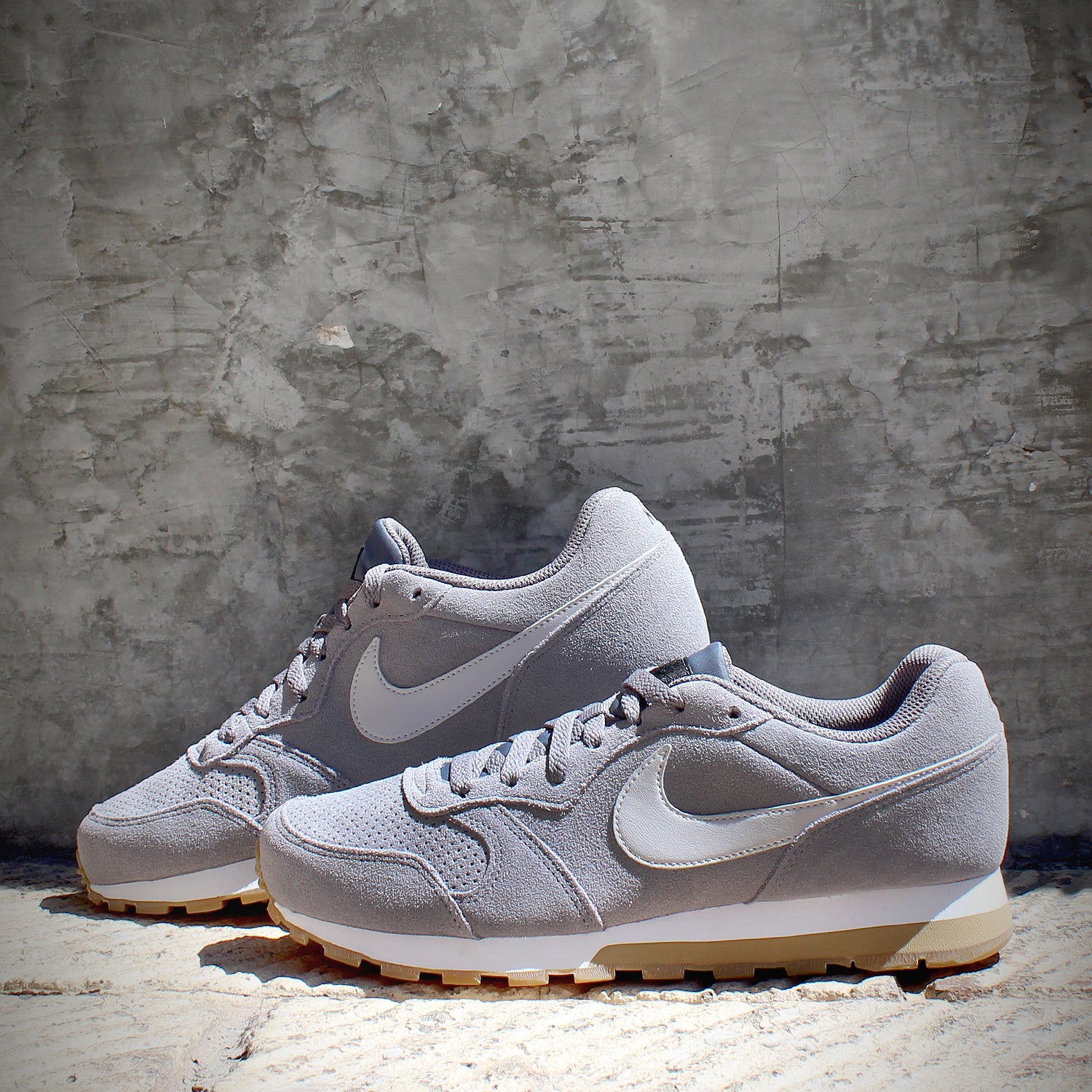 Tenis Nike MD Runner 2 Suede - AQ9211002 - Gris - Hombre | Shoelander.com - Footwear