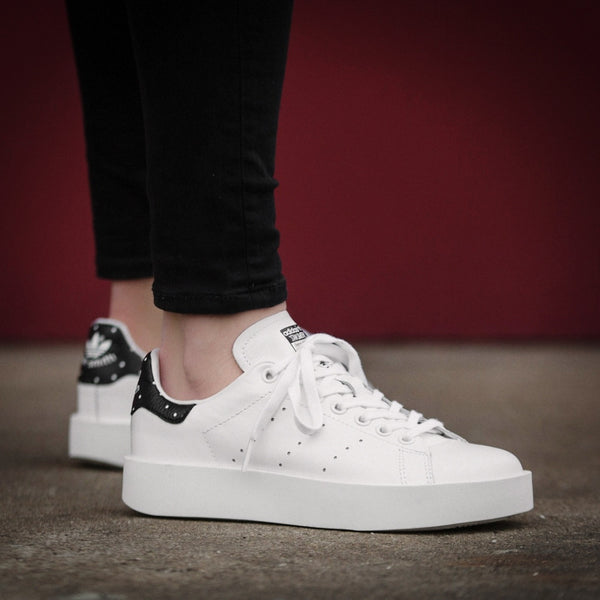 Stan smith hotsell bold blanche