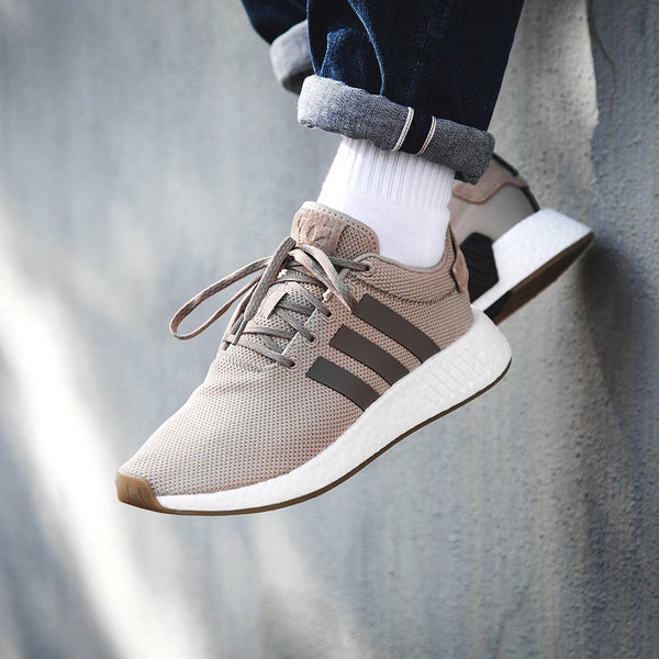 Tenis adidas clearance nmd r2