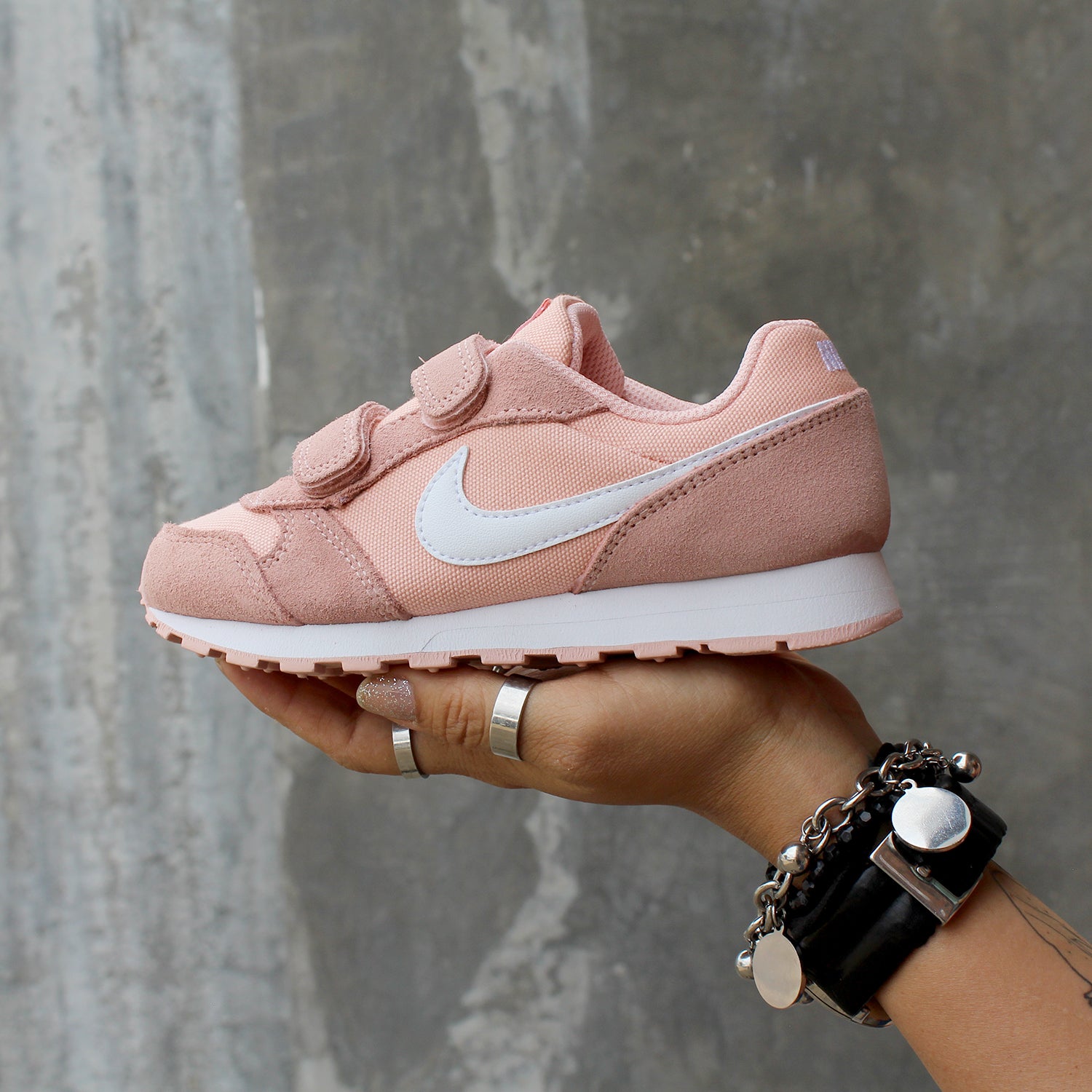 Nike md runner 2 niña deals