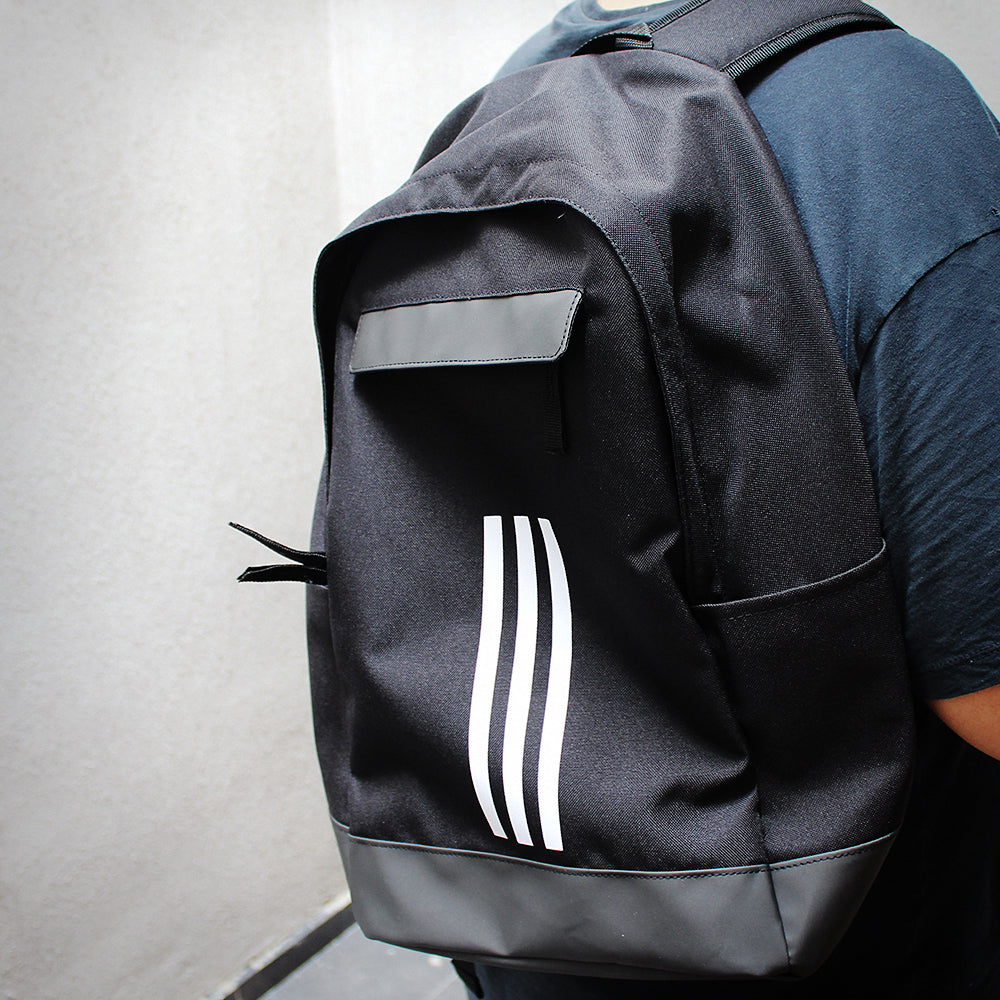Mochila Adidas Class - CF3300 - Negro