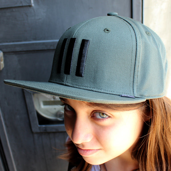 SnapBack 3-Stripes