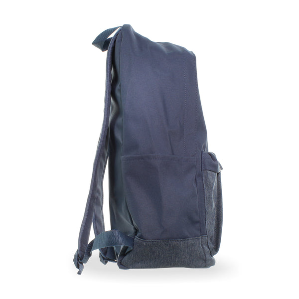 Linear Classic Casual